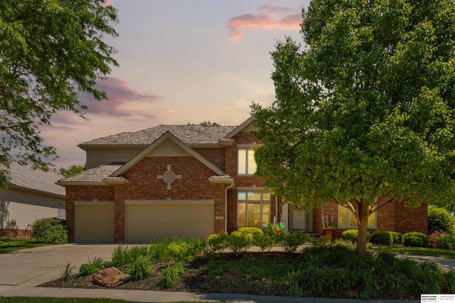 1403 N 133rd Street, Omaha, NE 68154