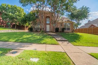 1814 Walnut Hill Drive, Rowlett, TX 75088