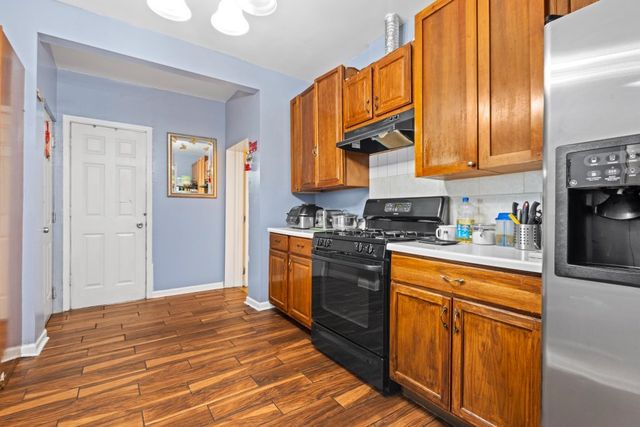 2730 S 58th Court, Cicero, IL 60804