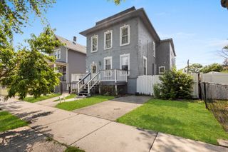 2730 S 58th Court, Cicero, IL 60804