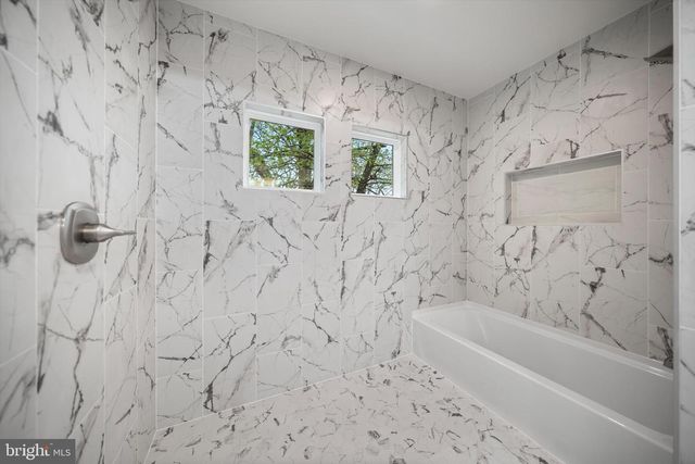 3141 ANNANDALE RD, Falls Church, VA 22042