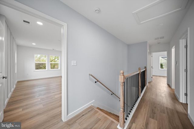 3141 ANNANDALE RD, Falls Church, VA 22042