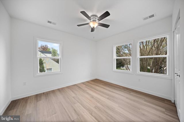 3141 ANNANDALE RD, Falls Church, VA 22042