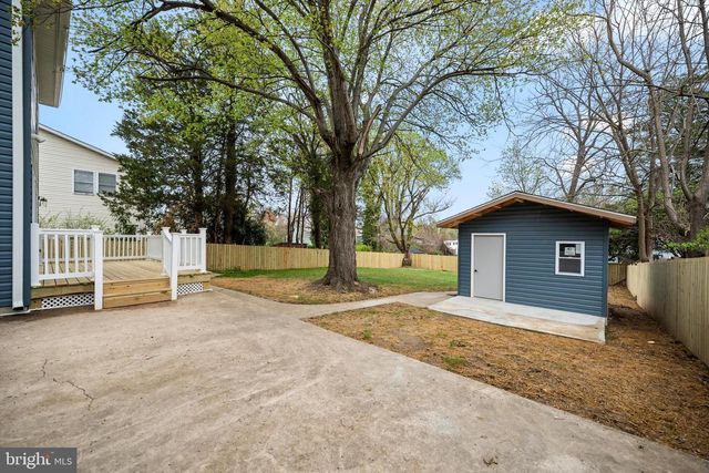 3141 ANNANDALE RD, Falls Church, VA 22042