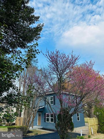 3141 ANNANDALE RD, Falls Church, VA 22042
