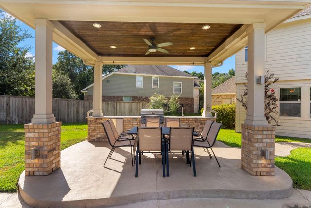 119 Wood Drake Place, Tomball, TX 77375