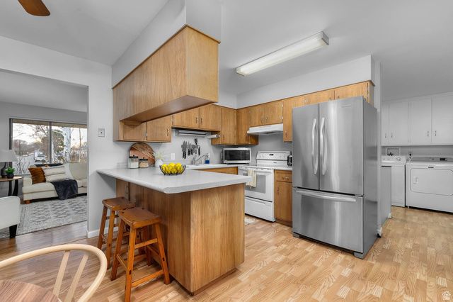 385 E BAIRD CIR, South Salt Lake, UT 84115