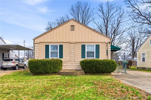 640 N Randolph Avenue, Clarksville, IN 47129