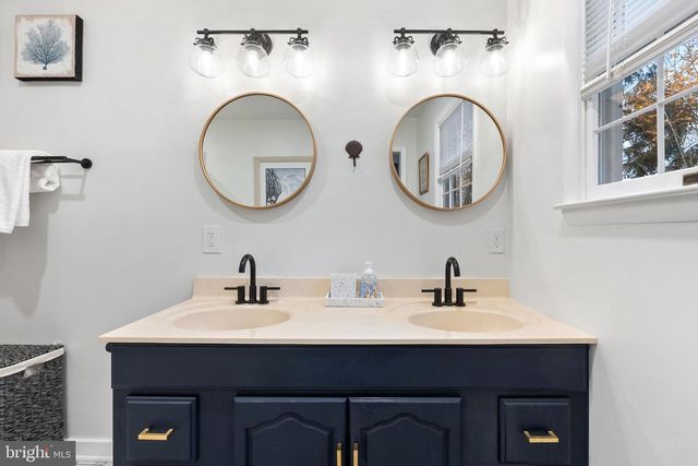 32651 MOUNT WEATHER RD, Bluemont, VA 20135