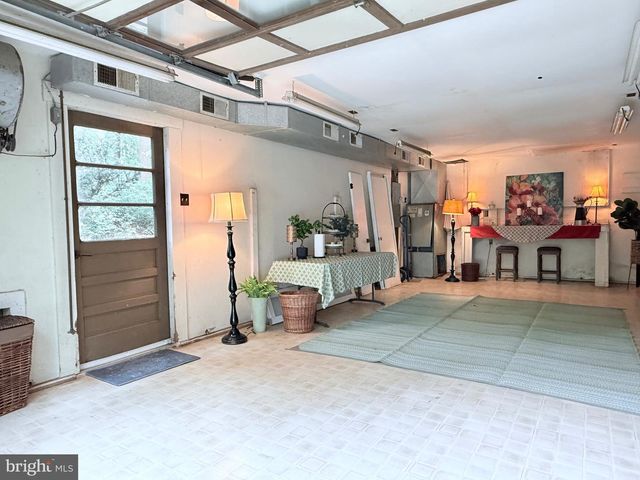 32651 MOUNT WEATHER RD, Bluemont, VA 20135