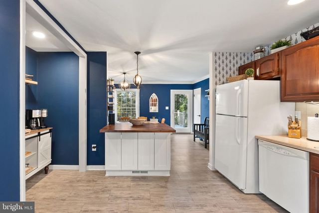 32651 MOUNT WEATHER RD, Bluemont, VA 20135