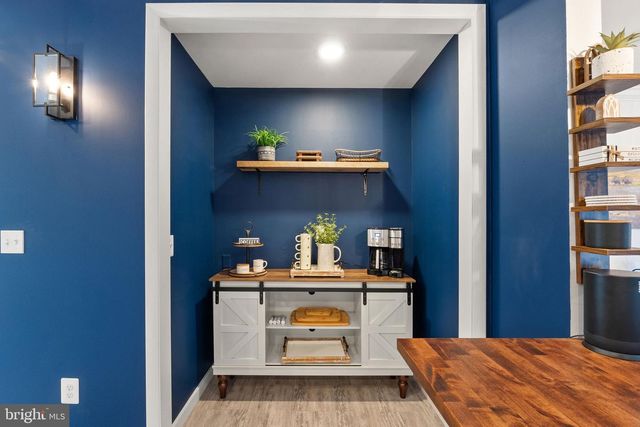 32651 MOUNT WEATHER RD, Bluemont, VA 20135