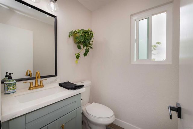 1426 Westwood Pl., Oceanside, CA 92056