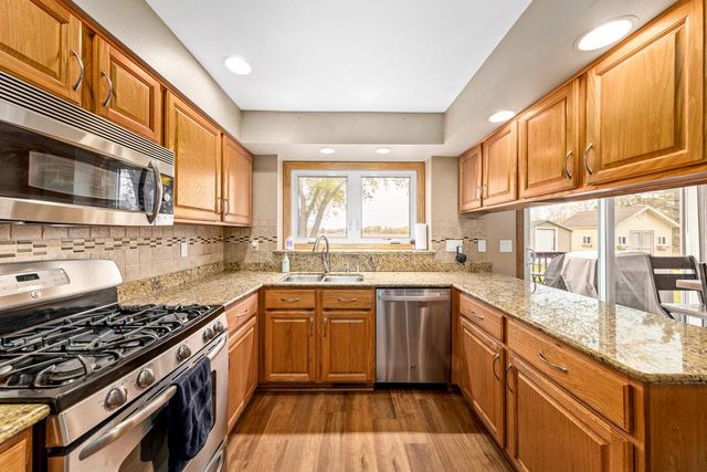 W2219 Oak Ridge AVENUE, East Troy, WI 53120