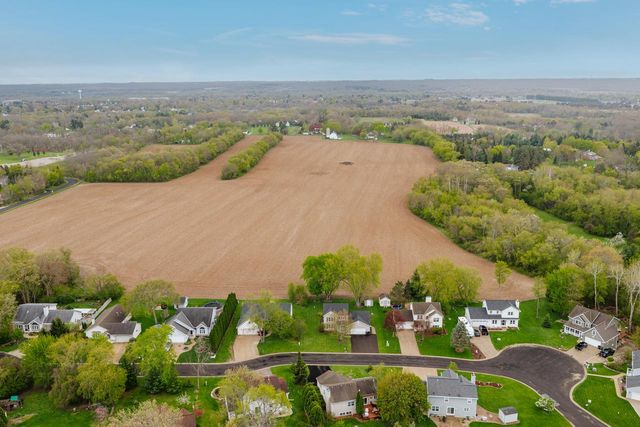 W2219 Oak Ridge AVENUE, East Troy, WI 53120