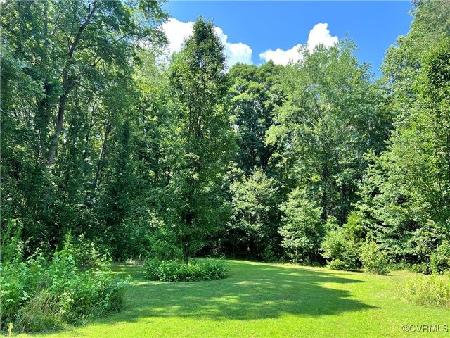 6320 Glendale Woods Dr, Henrico, VA 23231
