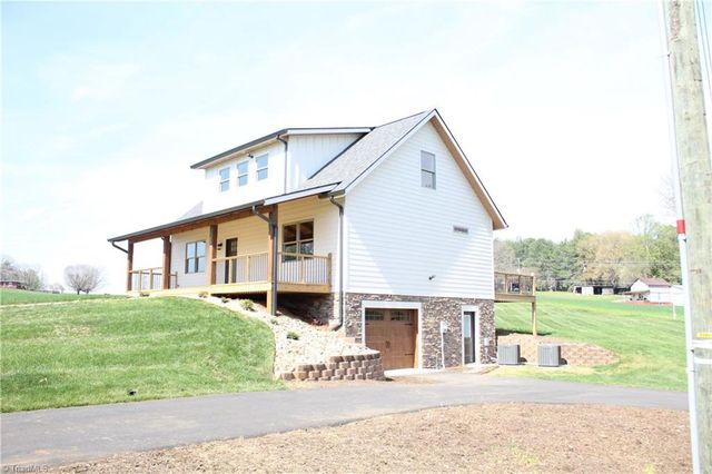 500 NORMAN Lane, Dobson, NC 27017