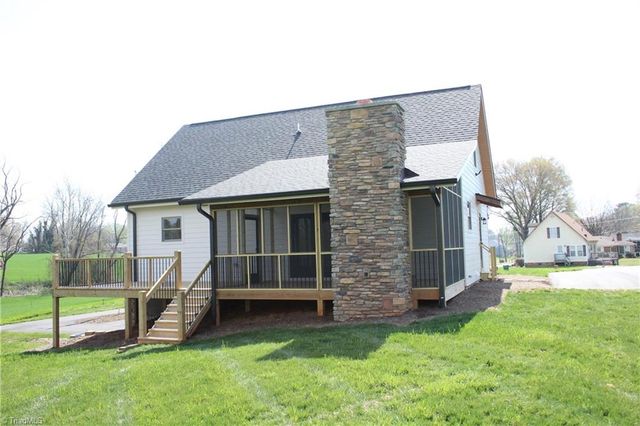500 NORMAN Lane, Dobson, NC 27017