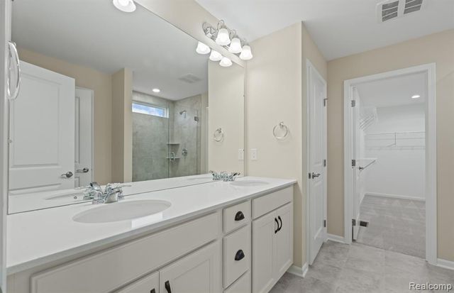 848 Kuss Drive, Saline, MI 48176