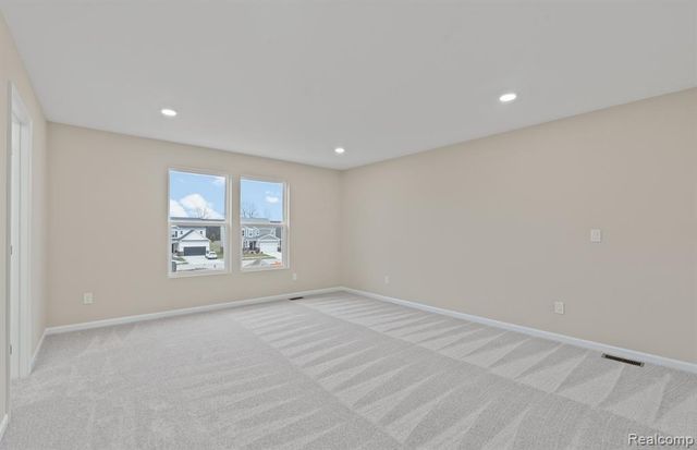 848 Kuss Drive, Saline, MI 48176