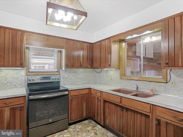 302 SUNSET AVE, Williamsport, MD 21795