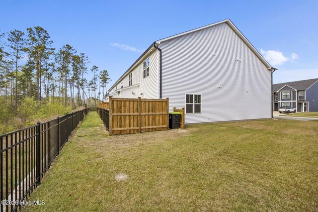 8329 Paramount Point, Winnabow, NC 28479