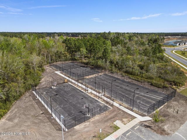 8329 Paramount Point, Winnabow, NC 28479