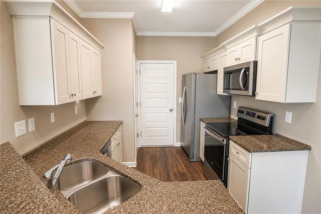 100 Squarewood Lane, Cartersville, GA 30121