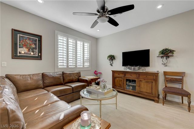 9291 Desert Pearl Avenue, Las Vegas, NV 89148