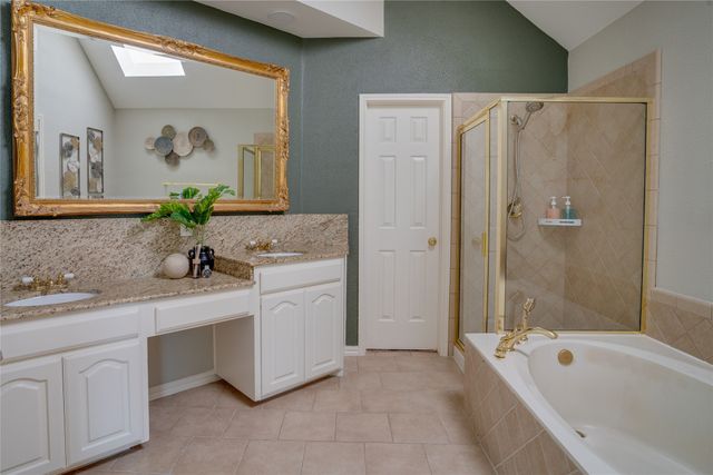 2130 Montclair Lane, Lewisville, TX 75067