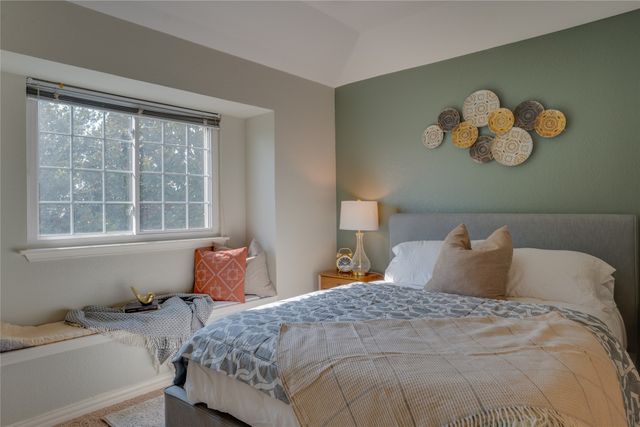 2130 Montclair Lane, Lewisville, TX 75067