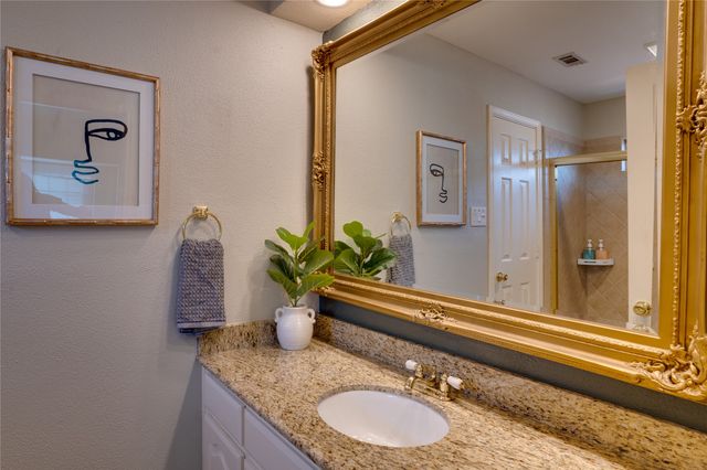 2130 Montclair Lane, Lewisville, TX 75067