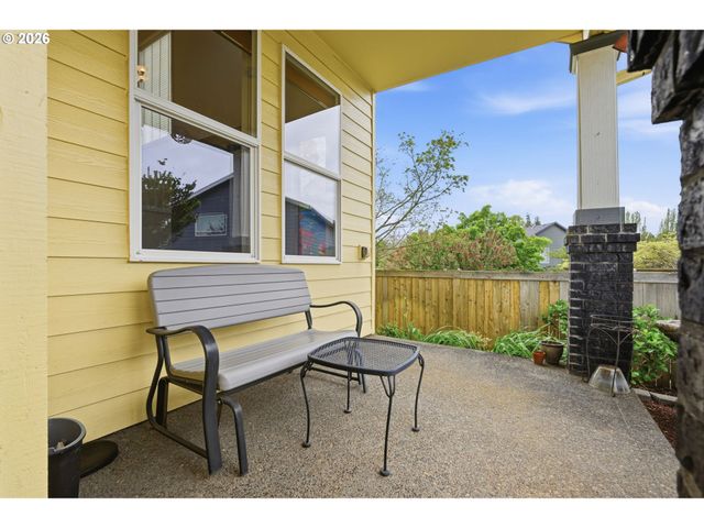 15066 GLENDOVEER Ct, Oregon City, OR 97045