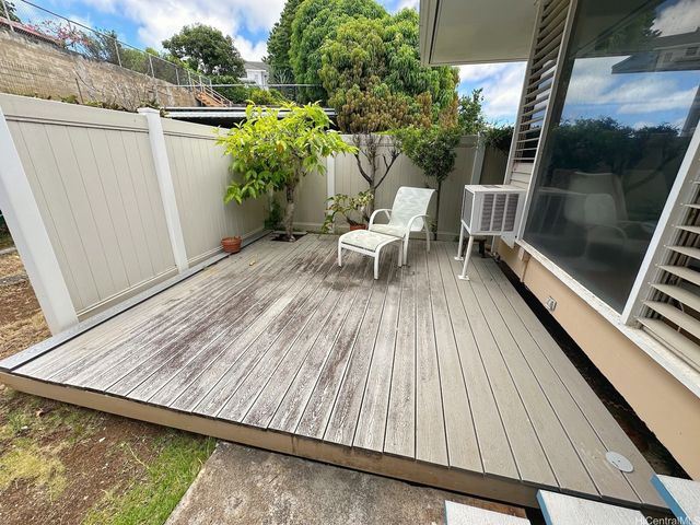 1235 Lilo Place, Honolulu, HI 96822