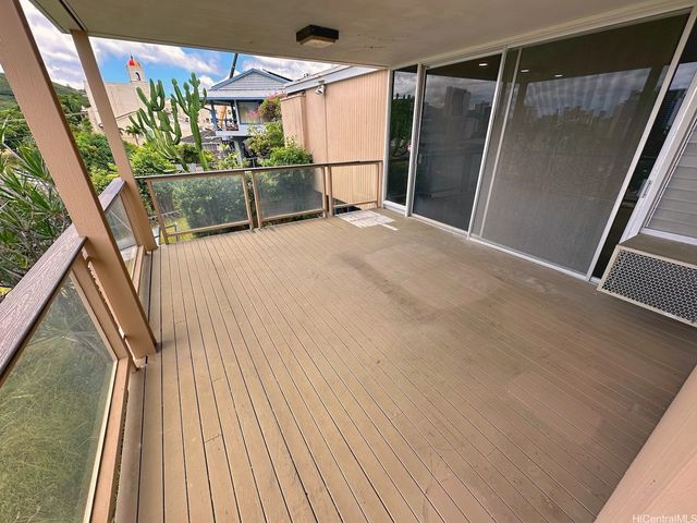1235 Lilo Place, Honolulu, HI 96822