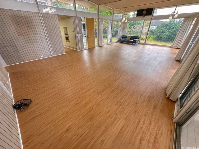 1235 Lilo Place, Honolulu, HI 96822