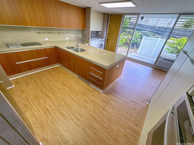 1235 Lilo Place, Honolulu, HI 96822
