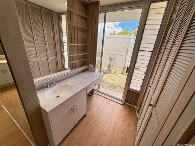 1235 Lilo Place, Honolulu, HI 96822