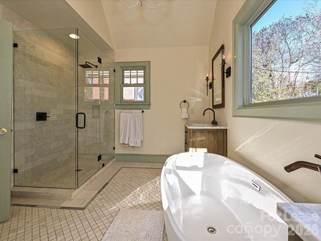 2331 Chesterfield Avenue, Charlotte, NC 28205