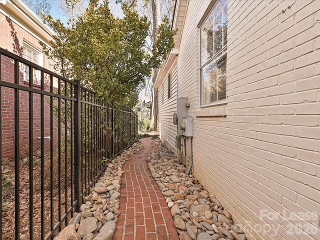 2331 Chesterfield Avenue, Charlotte, NC 28205