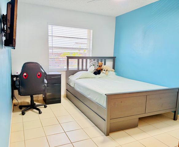 8765 Azalea Court 204, Tamarac, FL 33321