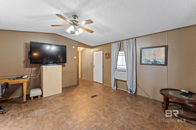 24960 Pompano Drive 7, Elberta, AL 36530