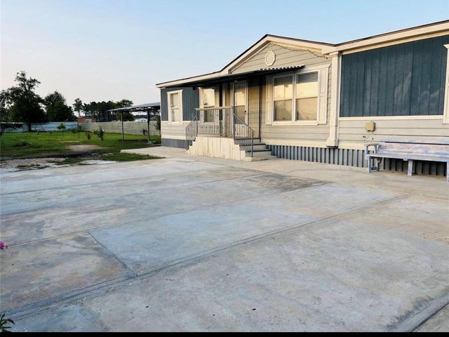 152 Road 5128, Cleveland, TX 77327