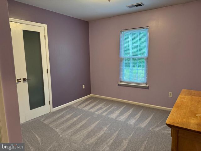 38 WHITE PINE CIR #302, Stafford, VA 22554