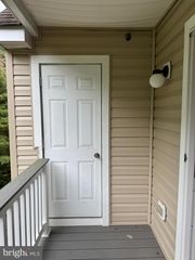 38 WHITE PINE CIR #302, Stafford, VA 22554