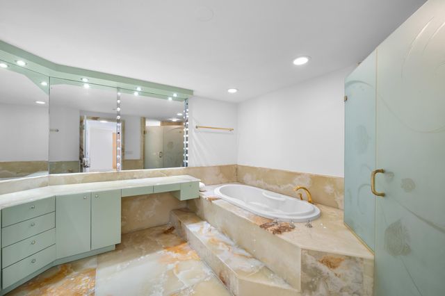 3100 N Ocean Boulevard 1610, Fort Lauderdale, FL 33308