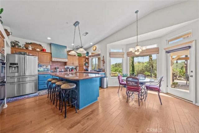 349 Puerta De Lomas, Fallbrook, CA 92028