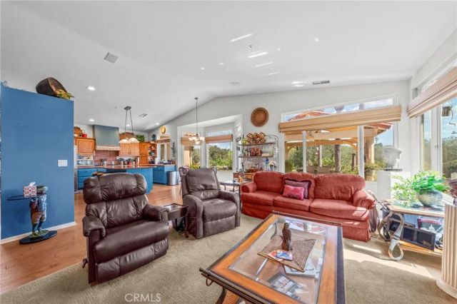 349 Puerta De Lomas, Fallbrook, CA 92028