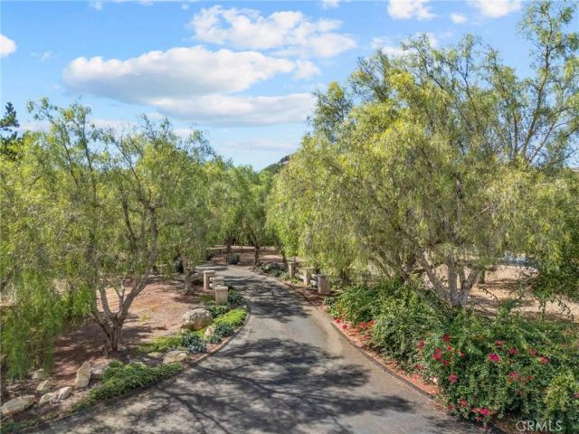 349 Puerta De Lomas, Fallbrook, CA 92028