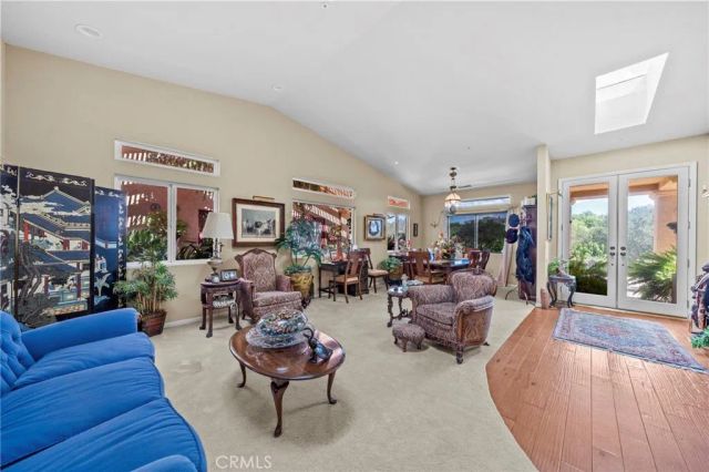 349 Puerta De Lomas, Fallbrook, CA 92028